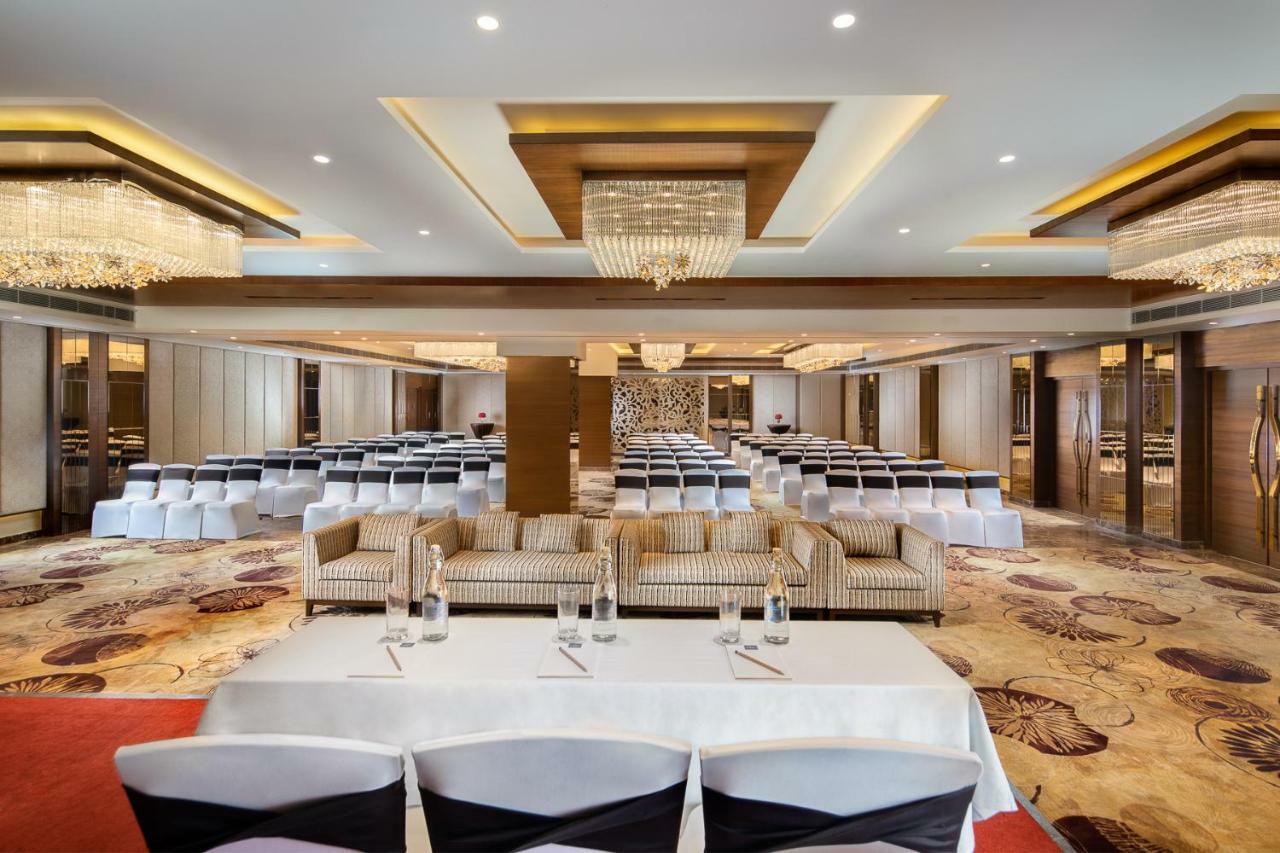 Nirvana Sarovar Portico Горакхпур Экстерьер фото