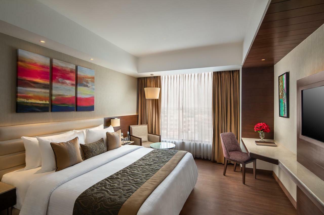 Nirvana Sarovar Portico Горакхпур Экстерьер фото