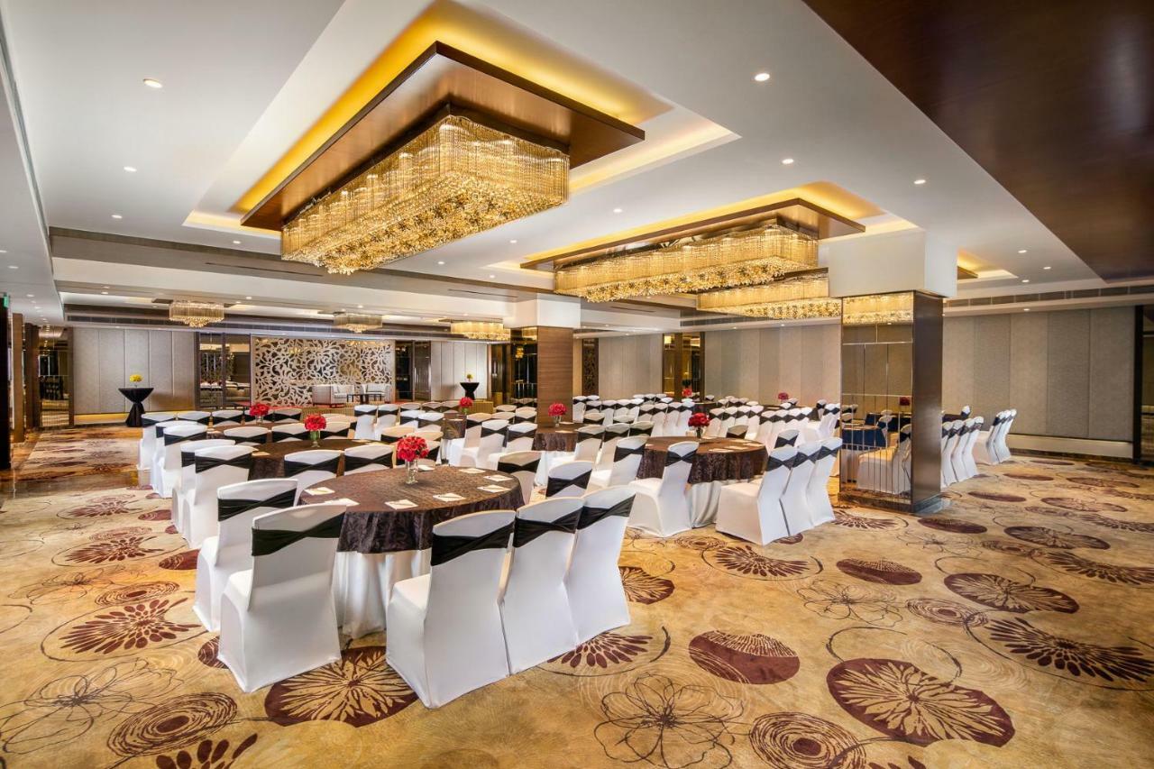 Nirvana Sarovar Portico Горакхпур Экстерьер фото